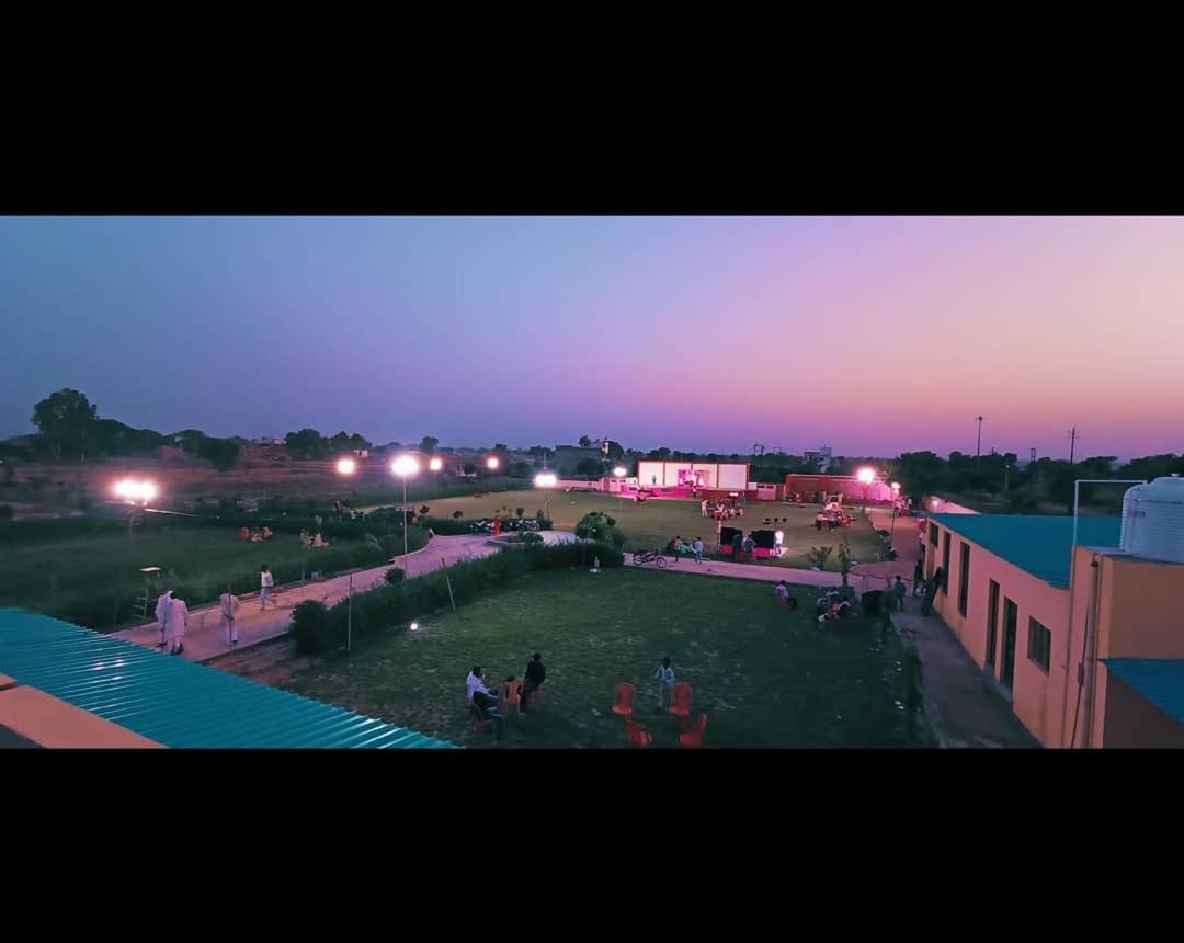 Prem Garden & Resort Mathura Exterior foto